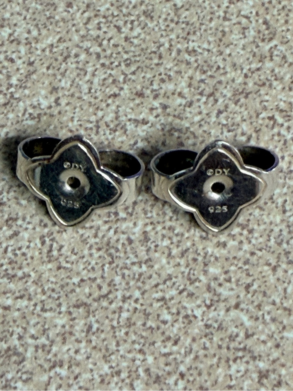 David Yurman Sculpted Cable Stud Earrings - Picture 3 of 6